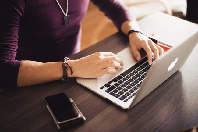 ENREGISTREMENT : UN DÉCRET FIXE LA LISTE DES OPÉRATIONS SOUMISES À LA TÉLÉDÉCLARATION ET AU TÉLÉRÈGLEMENT