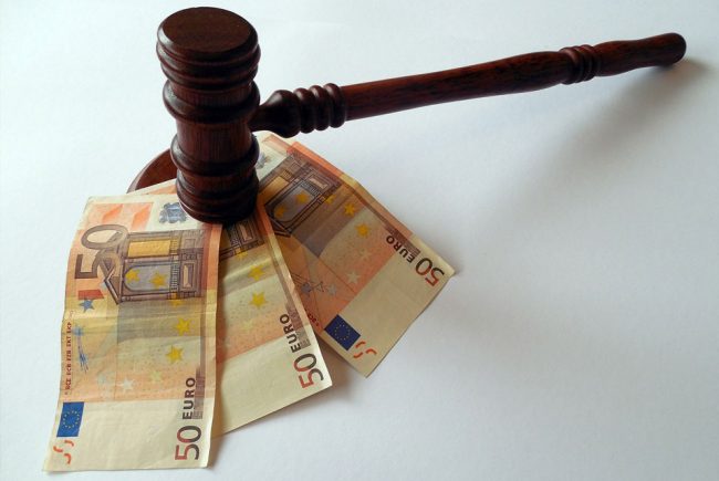 ADJUDICATION ET CONFINEMENT VERSION 2 : POSSIBLE OU PAS ?