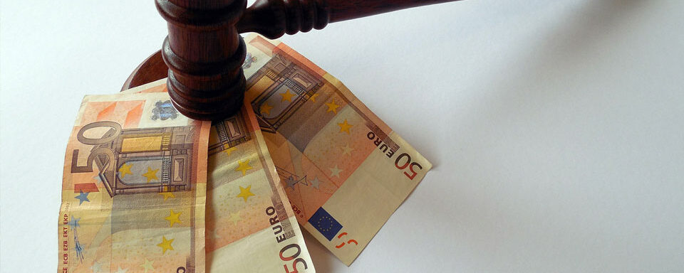 ADJUDICATION ET CONFINEMENT VERSION 2 : POSSIBLE OU PAS ?