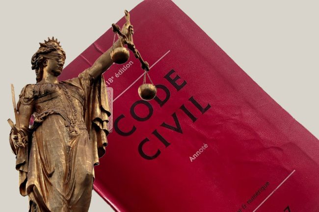 La décision ordonnant la délivrance d'un legs de somme d'argent ne constitue pas un titre exécutoire autorisant le légataire à procéder à des mesures d'exécution forcée