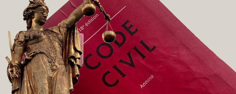 La décision ordonnant la délivrance d'un legs de somme d'argent ne constitue pas un titre exécutoire autorisant le légataire à procéder à des mesures d'exécution forcée