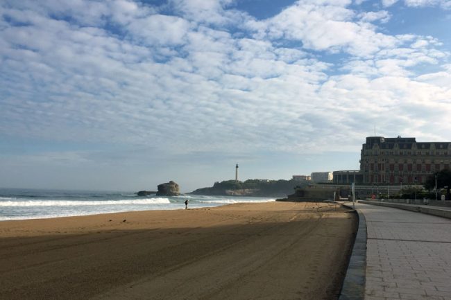 FARNIENTE À BIARRITZ : PAS DE MISE EN CONCURRENCE POUR L’OCCUPATION DU DOMAINE PRIVÉ !